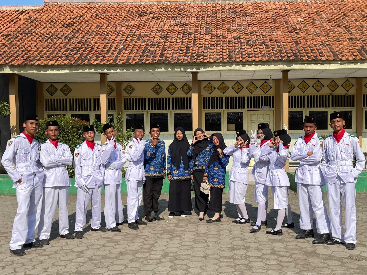 Siswa sedang belajar di SMK MA'ARIF NU 01 JATIBARANG